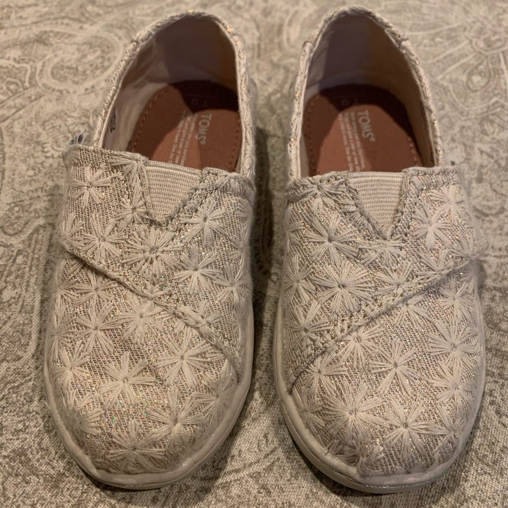 Toms Natural Daisy Metallic Slip on Shoe